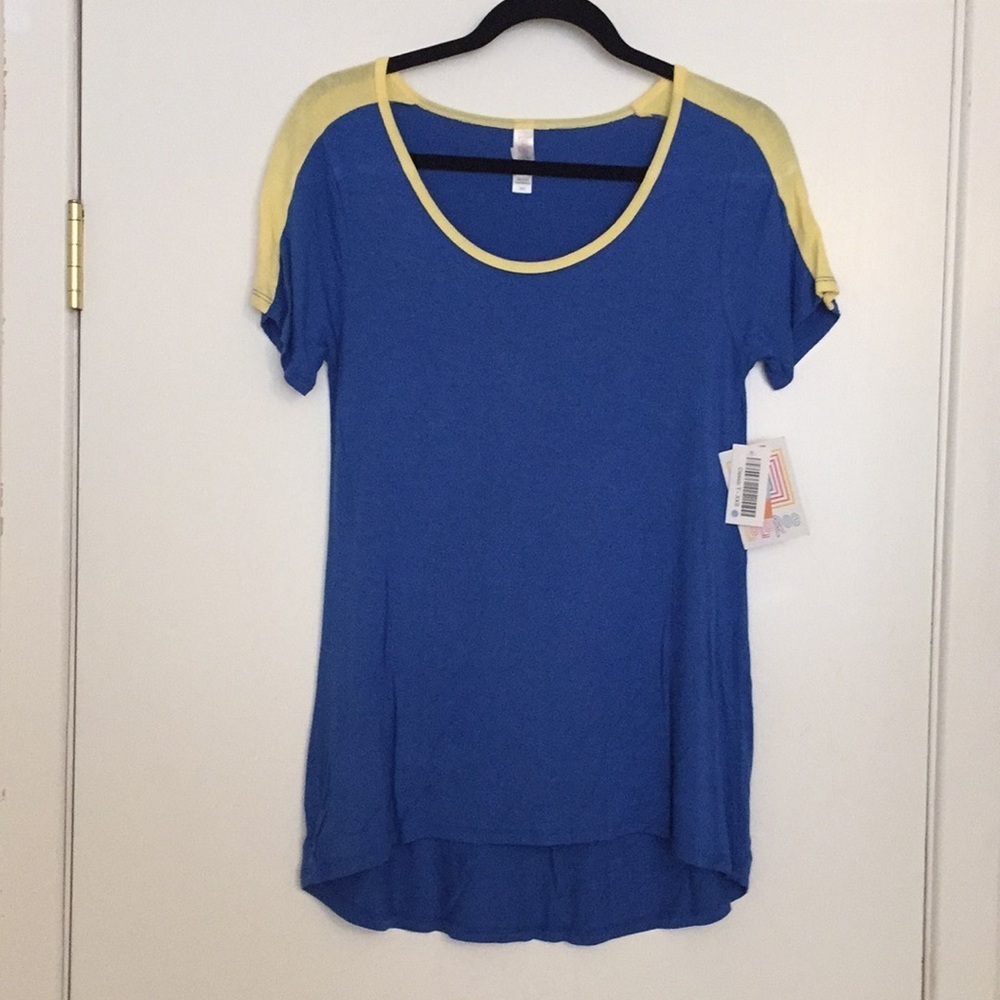 XXS LuLaRoe Classic Tee A05 18